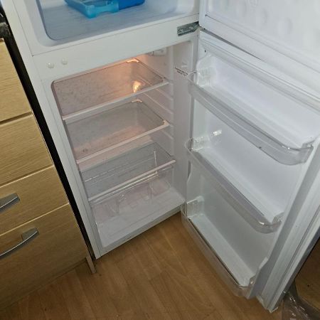 6 Berth Pet Friendly Caravan On Sandy Glade Berrow ภายนอก รูปภาพ
